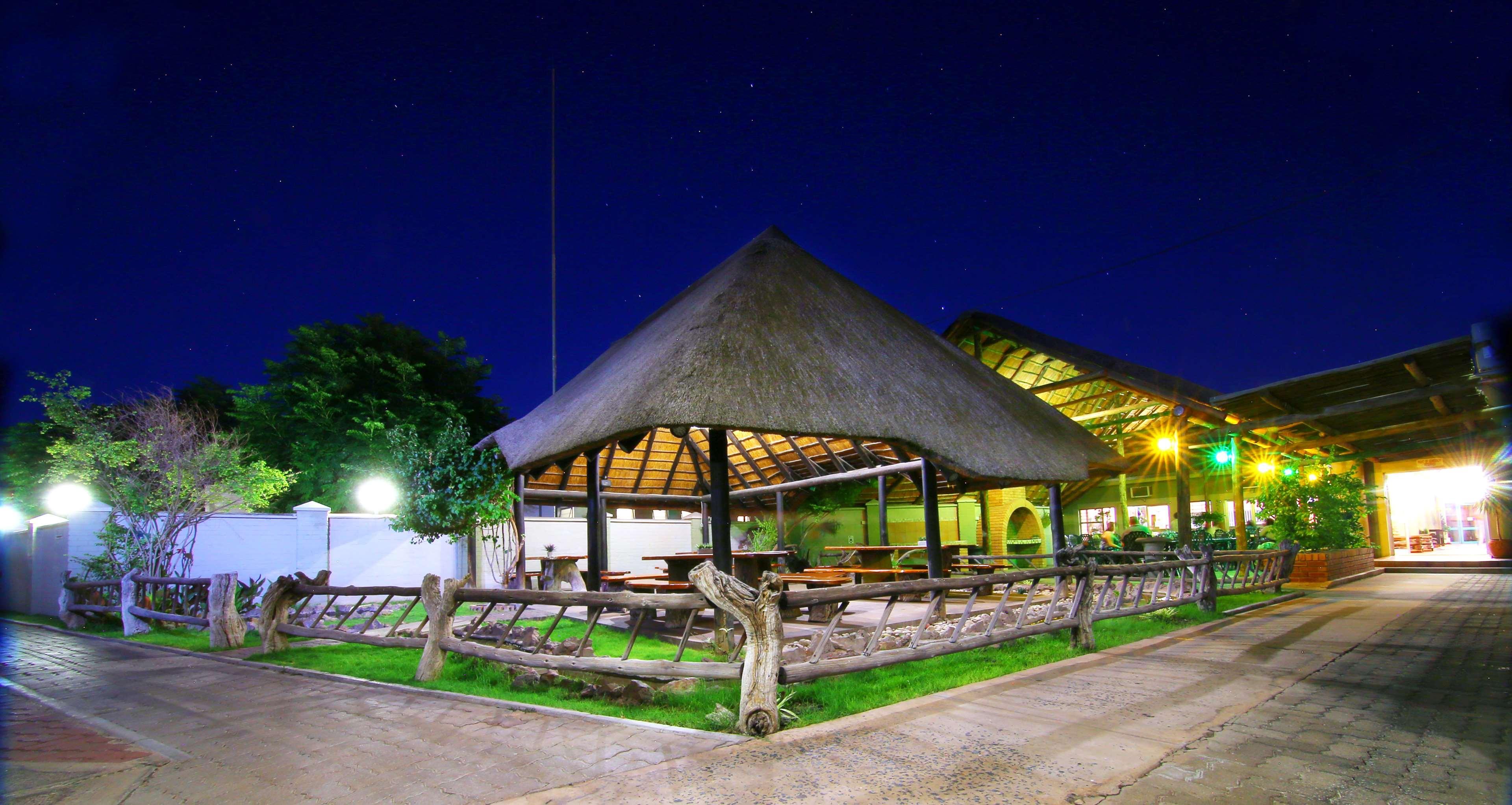 Kalahari Arms Hotel Khemsbok Kültér fotó