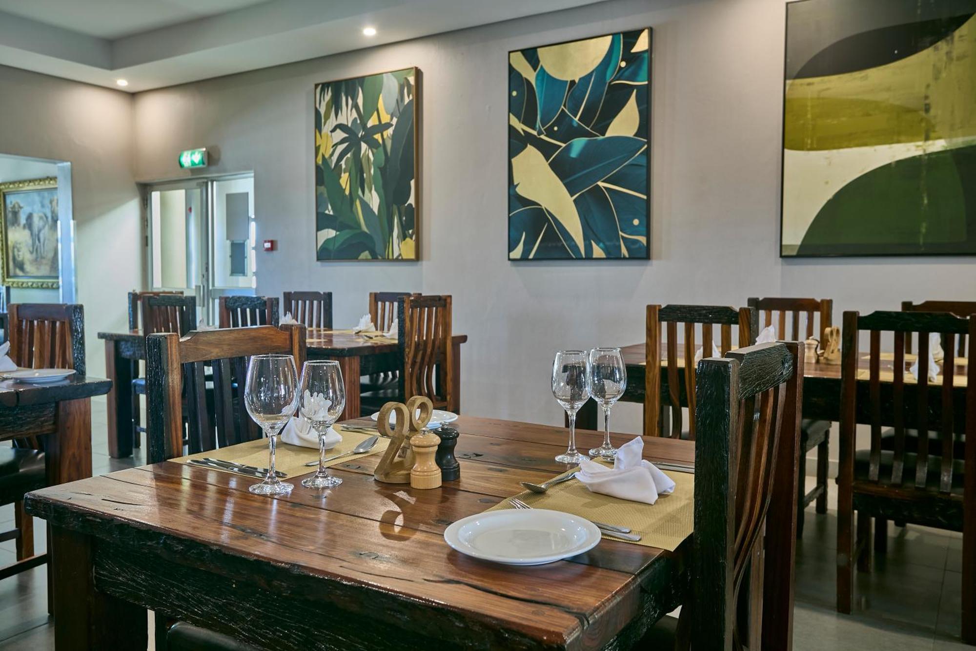Kalahari Arms Hotel Khemsbok Kültér fotó