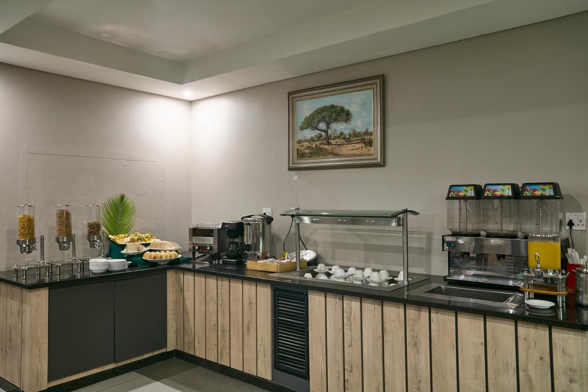 Kalahari Arms Hotel Khemsbok Kültér fotó